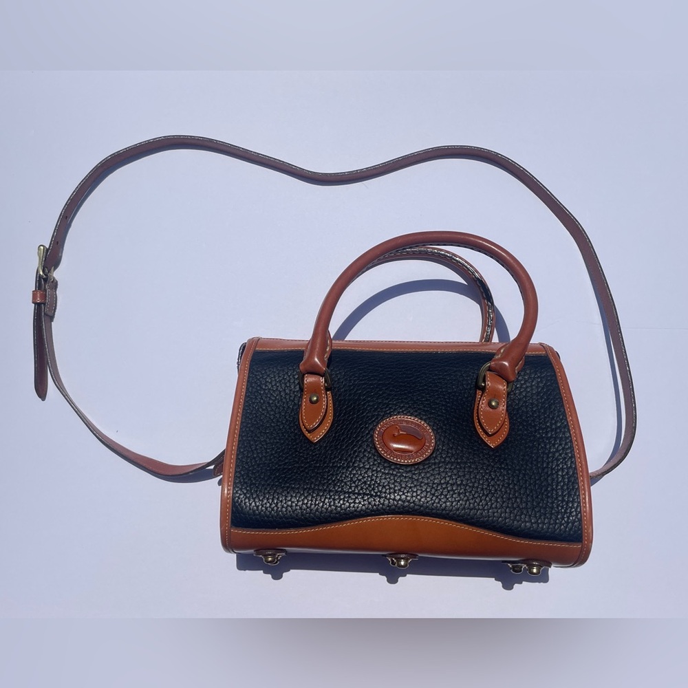 Dooney & Bourke Black / Tan Vintage Leather Satchel Crossbody Purse - Picture 3 of 13